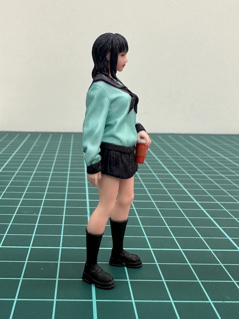 1/24 オーシャンコスモス JK 女子高生 フィギュア リアルフィギュア 1/64より大 ミニチュアイメージ 完成品 塗装済完成品 ミニカーに ジオラマに