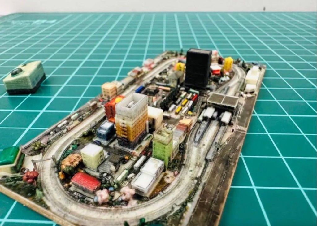 ミニチュア★ミニミニ鉄道模型★フィギュアに★1/64より小★Nゲージより小★ドールハウスに★ジオラマ★レイアウト★ミニジオラマ