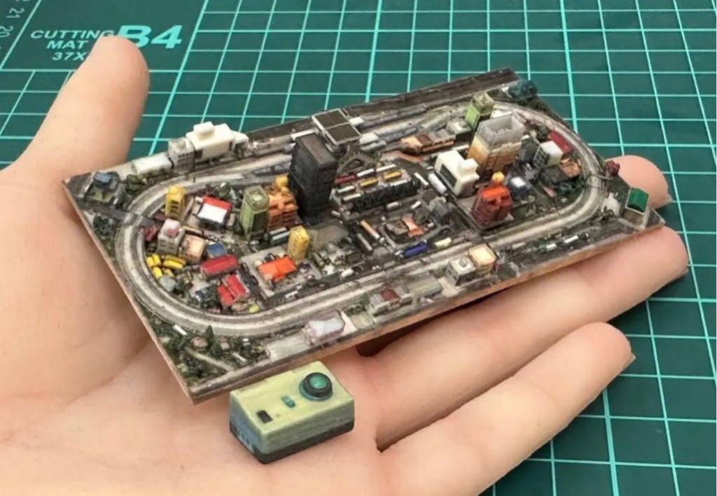 ミニチュア★ミニミニ鉄道模型★フィギュアに★1/64より小★Nゲージより小★ドールハウスに★ジオラマ★レイアウト★ミニジオラマ