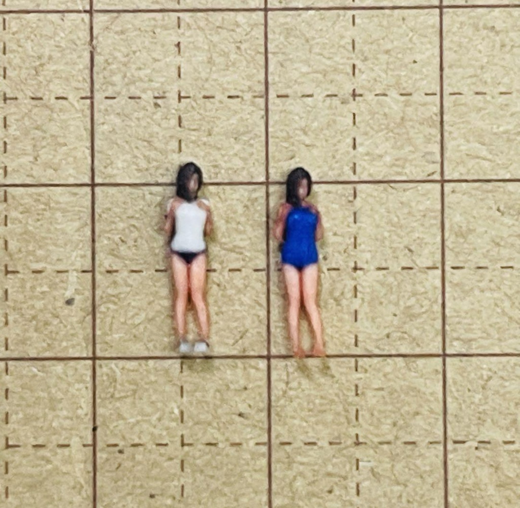 Nゲージ フィギュア2体 女子高生 JK 鉄道模型 完成品 ジオラマに レイアウトに ミニチュアイメージ ミニチュア 3Dフィギュア 人物3D 3D人物 フルカラー3Dプリンター