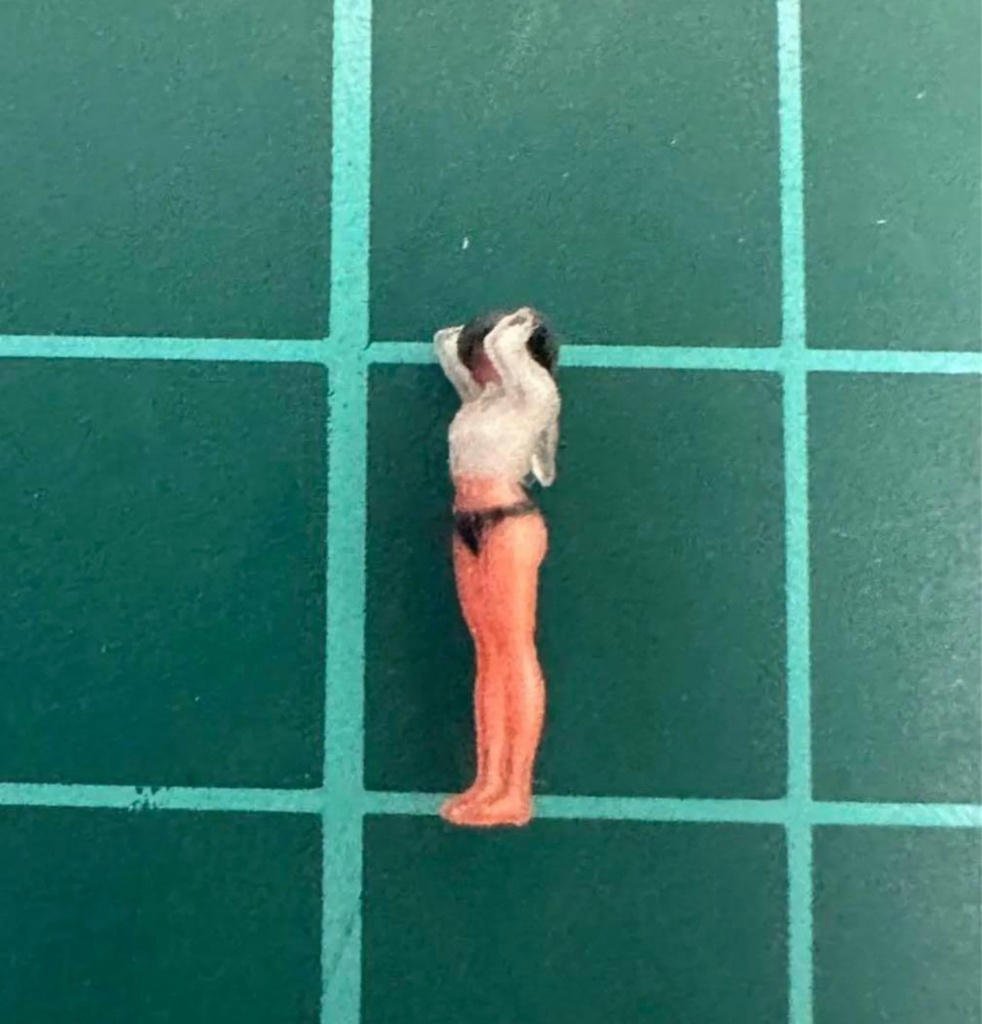 Nゲージ 1/150 フィギュア オーシャンコスモス ウサ耳パーカー リアルフィギュア 完成品 塗装済完成品 鉄道模型 ジオラマに レイアウトに ミニチュアイメージ 3Dフィギュア 3Dプリンター フルカラー3Dプリンター 人物3D 3D人物