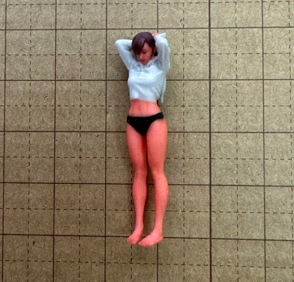 1/43  オーシャンコスモス うさ耳パーカー フィギュア リアルフィギュア 完成品 塗装済完成品 3Dフィギュア ミニカーに ジオラマに 3D人物 人物3D ミニチュアイメージ ミニチュア