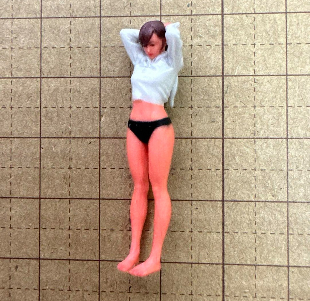 1/43  オーシャンコスモス うさ耳パーカー フィギュア リアルフィギュア 完成品 塗装済完成品 3Dフィギュア ミニカーに ジオラマに 3D人物 人物3D ミニチュアイメージ ミニチュア