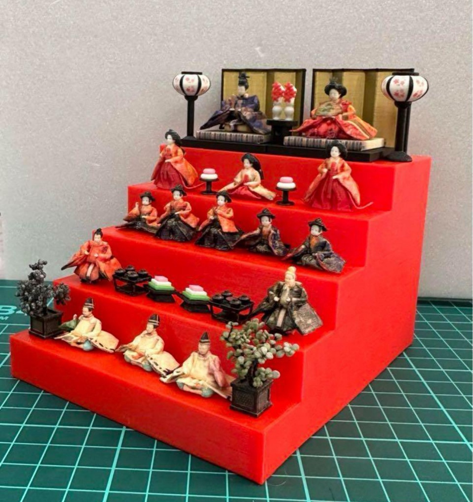 ミニチュア ひな人形 5段 ドールハウスに フィギュア 完成品 リアルフィギュア ミニチュアイメージ フルカラー3Dプリンター 雛人形 ひなまつり