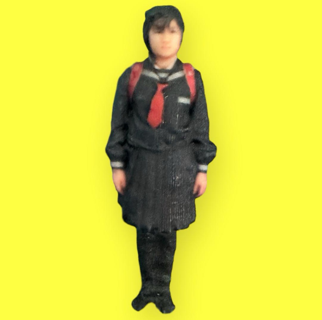 完成品 1/35 小学生 フィギュア 戦車に リアルフィギュア ミニチュア 3Dフィギュア 塗装済完成品 ミニチュアイメージ 人物3D 3D人物 フルカラー3Dプリンター