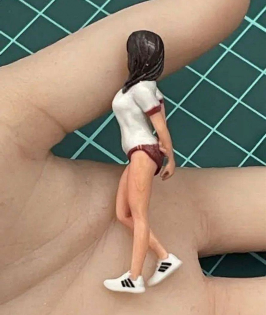 完成品 JK7 フィギュア リアルフィギュア 3Dフィギュア 塗装済完成品 ミニチュアイメージ ミニカーに ジオラマに フルカラー3Dプリンター 3D人物 人物3D 女子高生