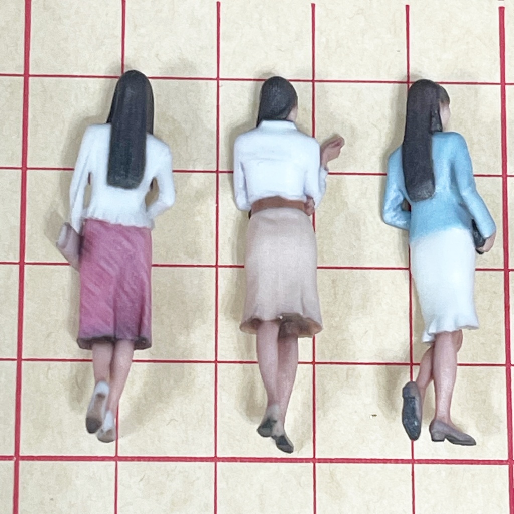 完成品 1/43 フィギュア3体 リアルフィギュア ミニカーに ジオラマに ミニチュアイメージ ミニチュア フルカラー3Dプリンター 3D人物 人物3D