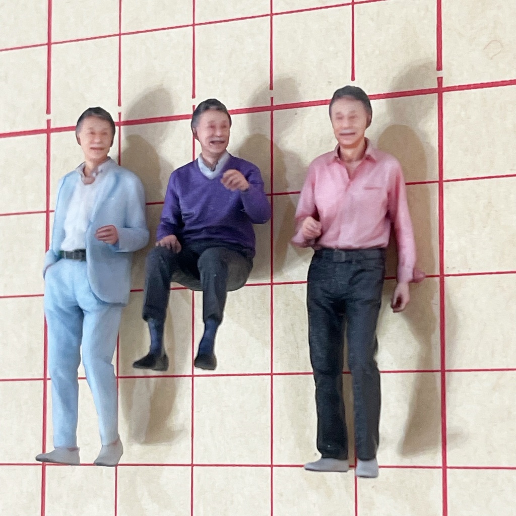 完成品 1/43 おじいさん3体 フィギュア リアルフィギュア ミニカーに ジオラマに フルカラー3Dプリンター 3D人物 人物3D ミニチュアイメージ