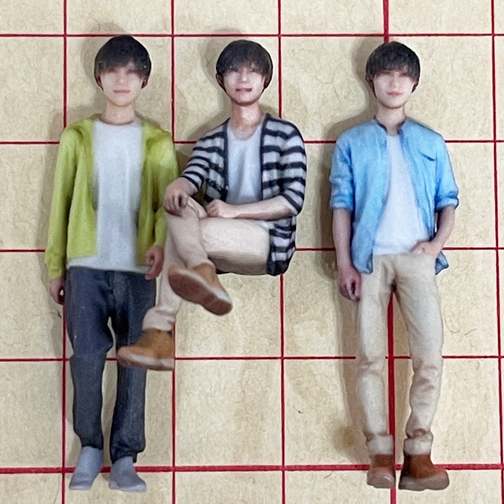 完成品 1/43 男性 フィギュア3体 リアルフィギュア 3Dフィギュア 人物3D 3D人物 フルカラー3Dプリンター ミニチュアイメージ ミニカーに ジオラマに ミニチュア