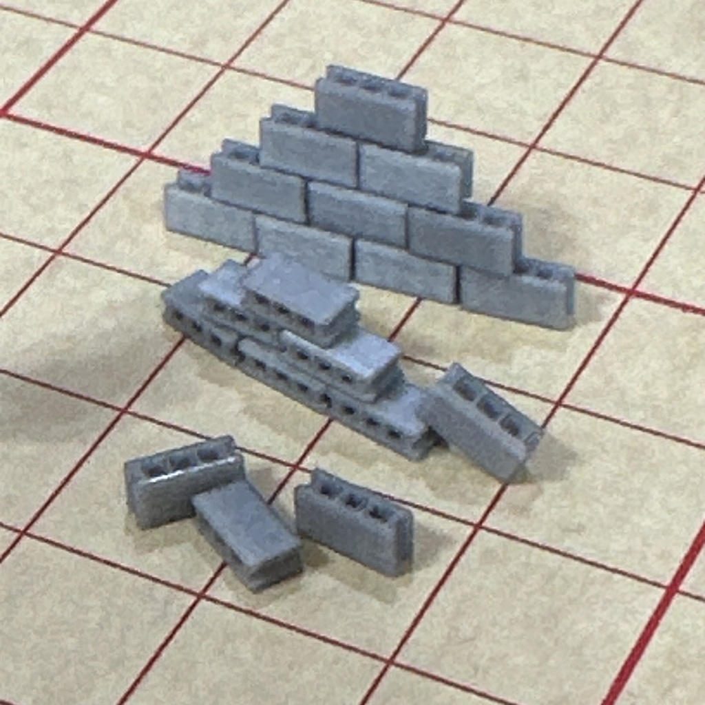 完成品 ミニチュア 1/64 コンクリートブロック20個 フィギュアに ジオラマに ミニカーに ミニチュアイメージ 住宅模型 建築模型