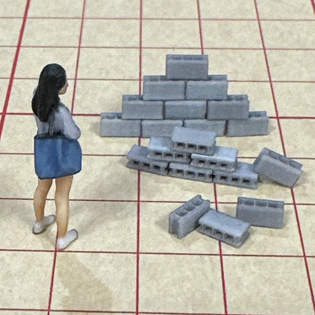 完成品 ミニチュア 1/64 コンクリートブロック20個 フィギュアに ジオラマに ミニカーに ミニチュアイメージ 住宅模型 建築模型