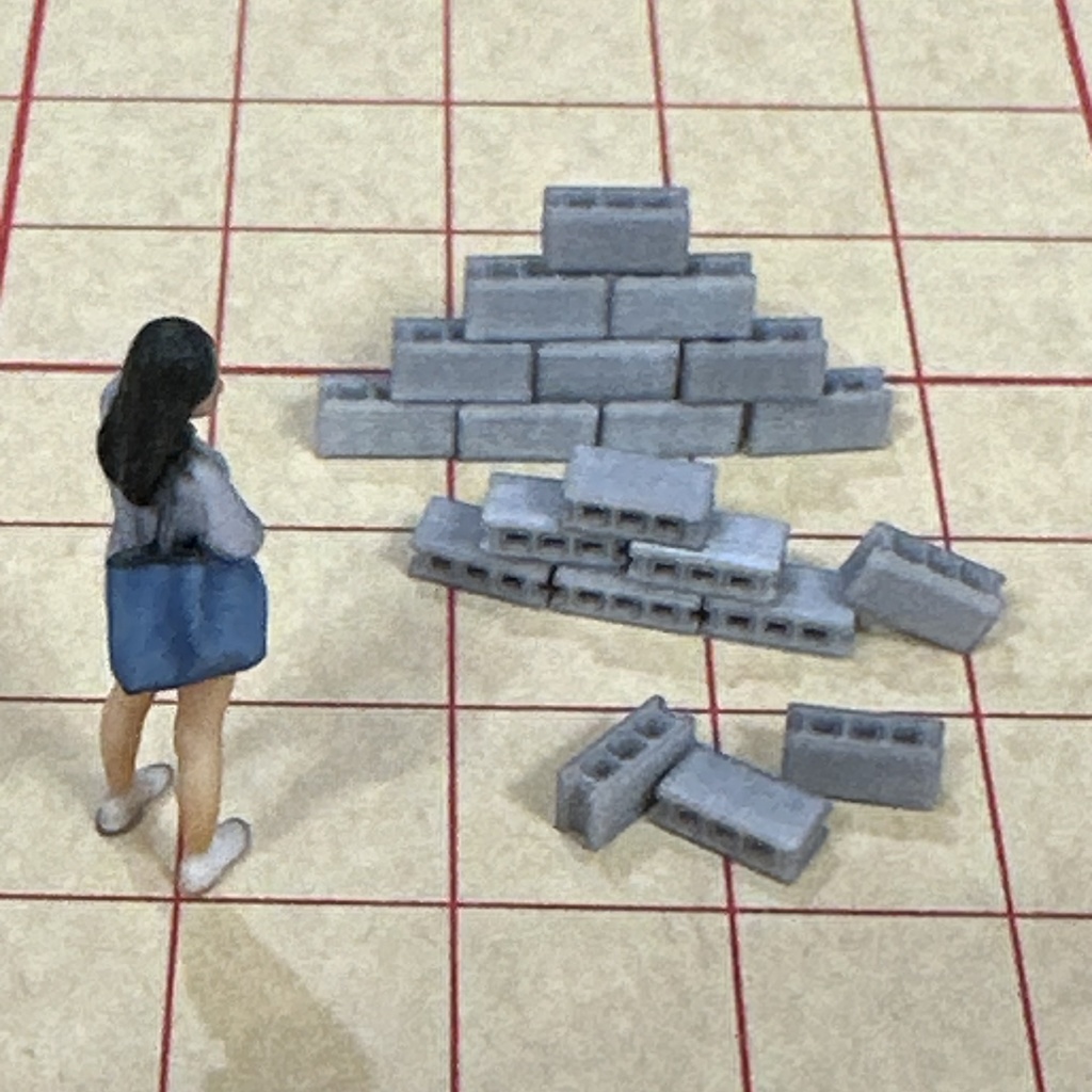 完成品 ミニチュア 1/64 コンクリートブロック20個 フィギュアに ジオラマに ミニカーに ミニチュアイメージ 住宅模型 建築模型