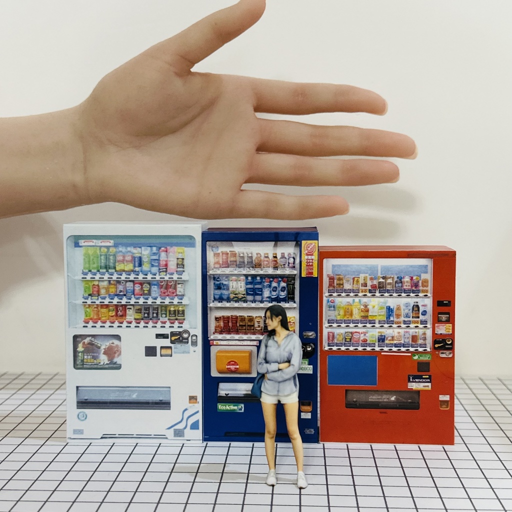 完成品 1/24 自販機3台 フィギュアに ジオラマに ミニカーに ドールハウスに ミニチュアイメージ