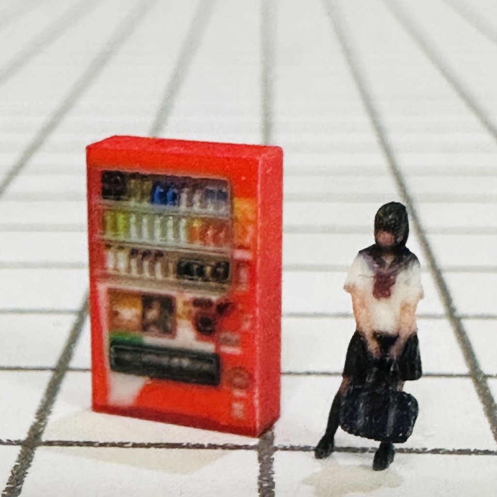 フルカラー3D立体タイプ Nゲージ 1/150 自販機 赤 フィギュアに 鉄道模型 ジオラマに レイアウトに ミニチュアイメージ フルカラー3Dプリンター