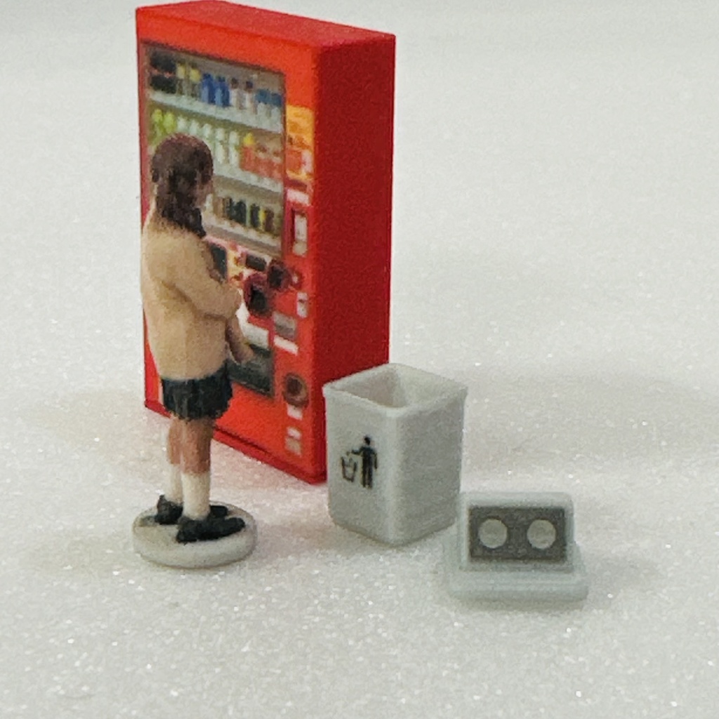 1/64 立体タイプ自販機+空き缶入れ ミニチュア フィギュアに ジオラマに ミニカーに