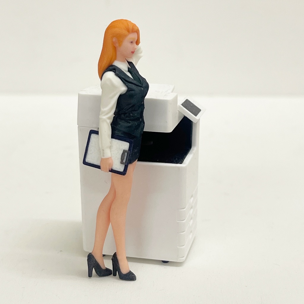 完成品 1/24 オーシャンコスモス OL フィギュア リアルフィギュア 塗装済完成品 ミニチュアイメージ 3Dフィギュア ミニカーに ジオラマに ドールハウスに