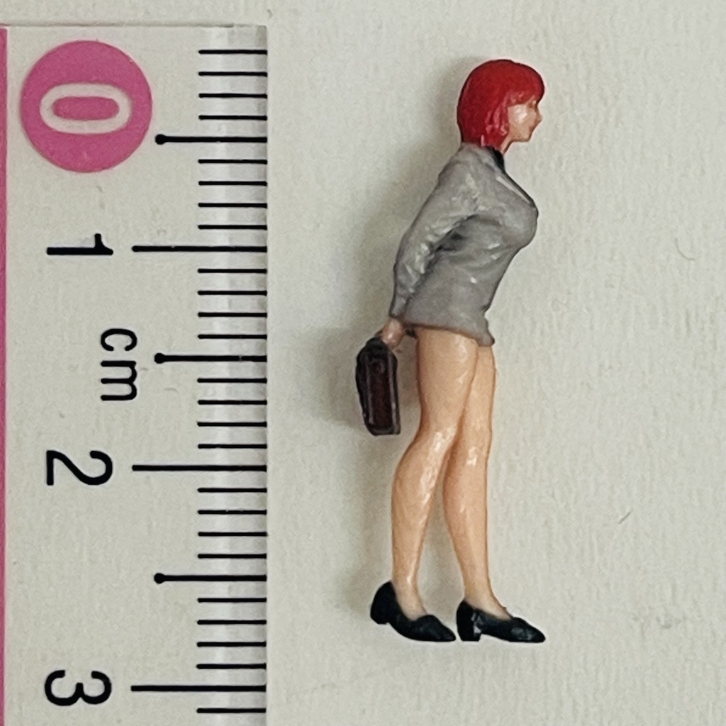 完成品 1/64 オーシャンコスモス スーツ フィギュア リアルフィギュア ミニチュアイメージ ミニカーに ミニチュア ジオラマに 3Dフィギュア 塗装済完成品