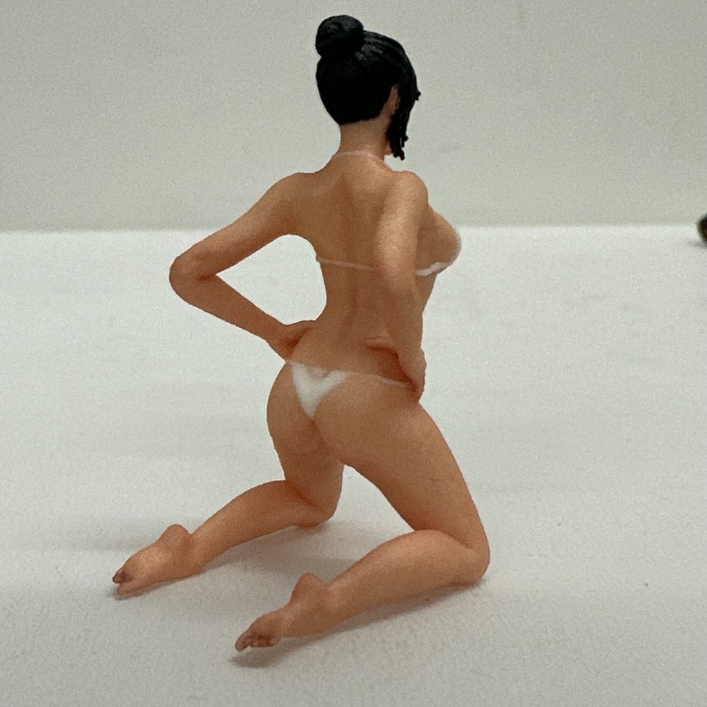 完成品 1/24 JOY4 フィギュア リアルフィギュア ミニチュアイメージ ミニカーに ジオラマに ドールハウスに 3Dフィギュア