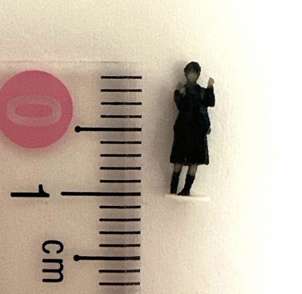 完成品 Nゲージ 1/150 JKNJ 女子高生 フィギュア リアルフィギュア ミニチュア 3D ミニカーに ドールハウスに ミニチュアイメージ