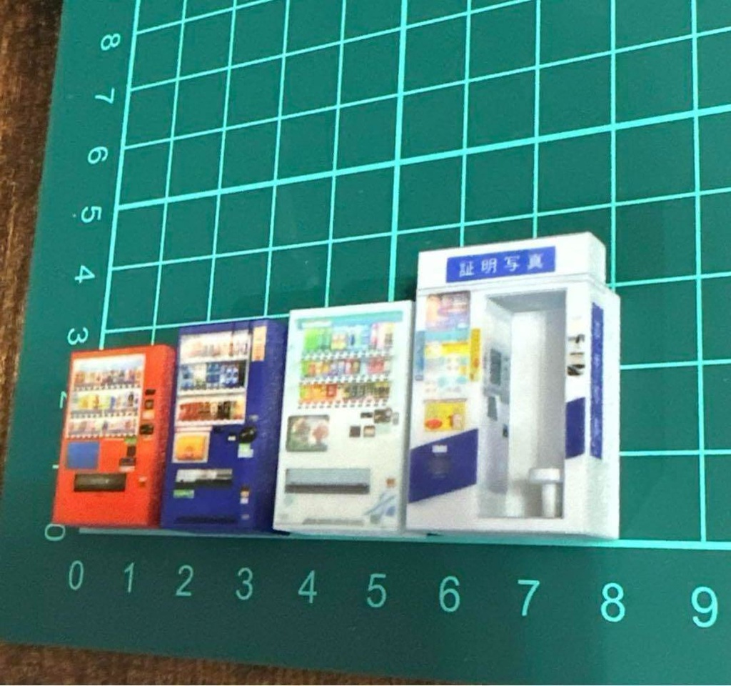 HOゲージ 1/80 証明写真機 自販機 ミニチュア 鉄道模型 ジオラマに レイアウトに ミニチュアイメージ 3D フルカラー3D