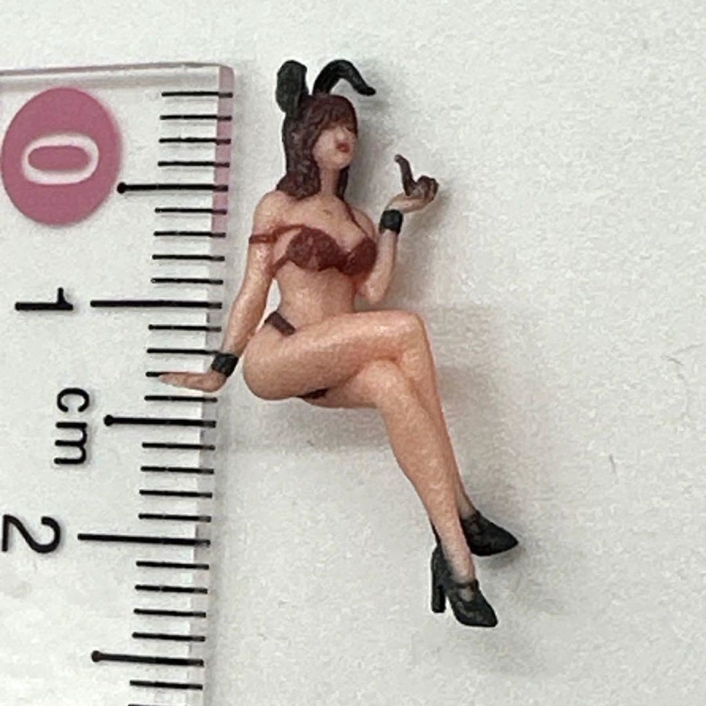 完成品1/64 オーシャンコスモス 0112 バニーガール フィギュア ミニチュアイメージ リアルフィギュア ミニカーに ジオラマに ミニチュア