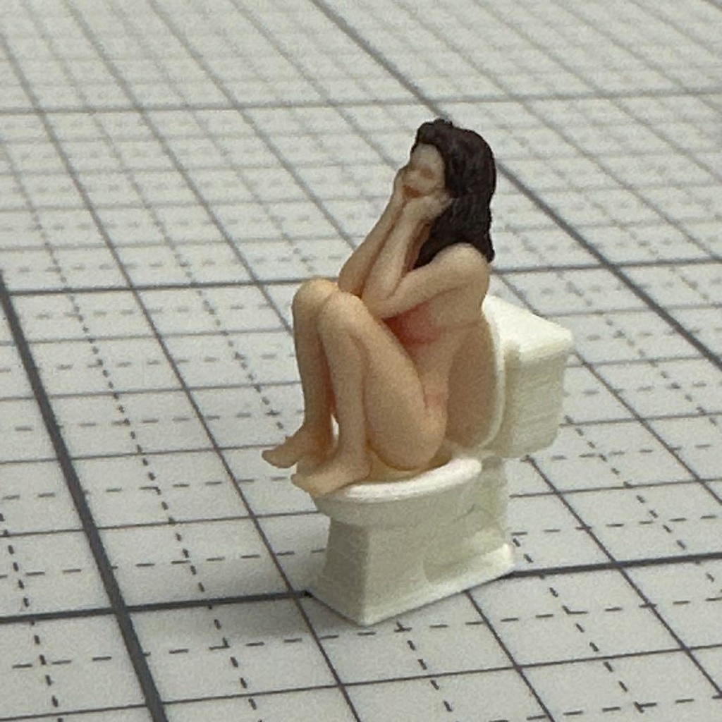 1/43 完成品 しゃがみ フィギュア リアルフィギュア ミニチュアイメージ 3Dフィギュア ミニカーに ジオラマに ミニチュア 3D人物