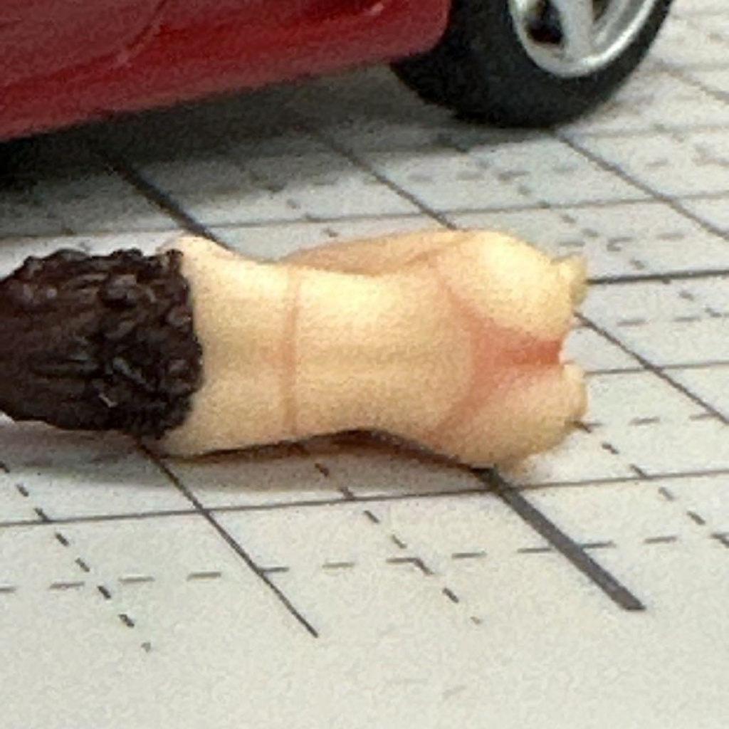 1/43 完成品 しゃがみ フィギュア リアルフィギュア ミニチュアイメージ 3Dフィギュア ミニカーに ジオラマに ミニチュア 3D人物