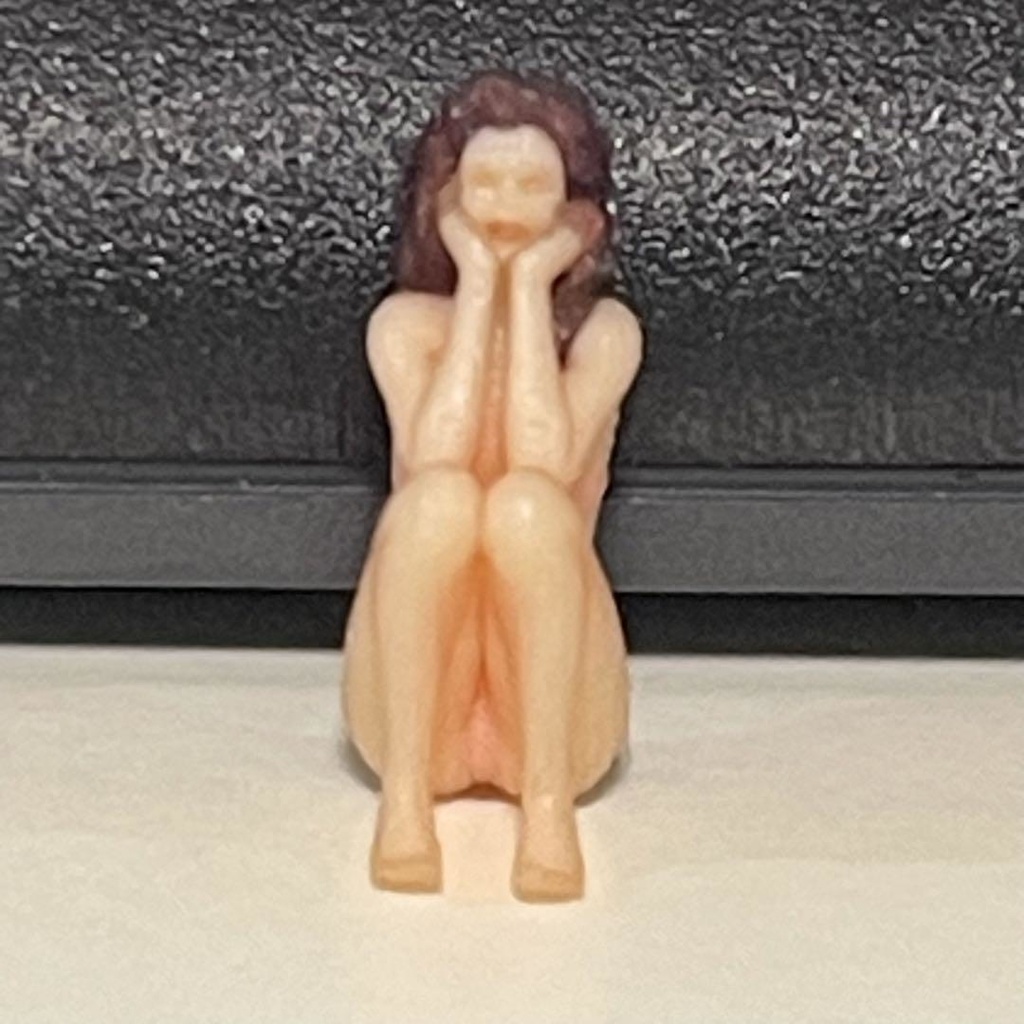 1/64 完成品 しゃがみ フィギュア リアルフィギュア ミニチュアイメージ 3Dフィギュア ミニカーに ジオラマに