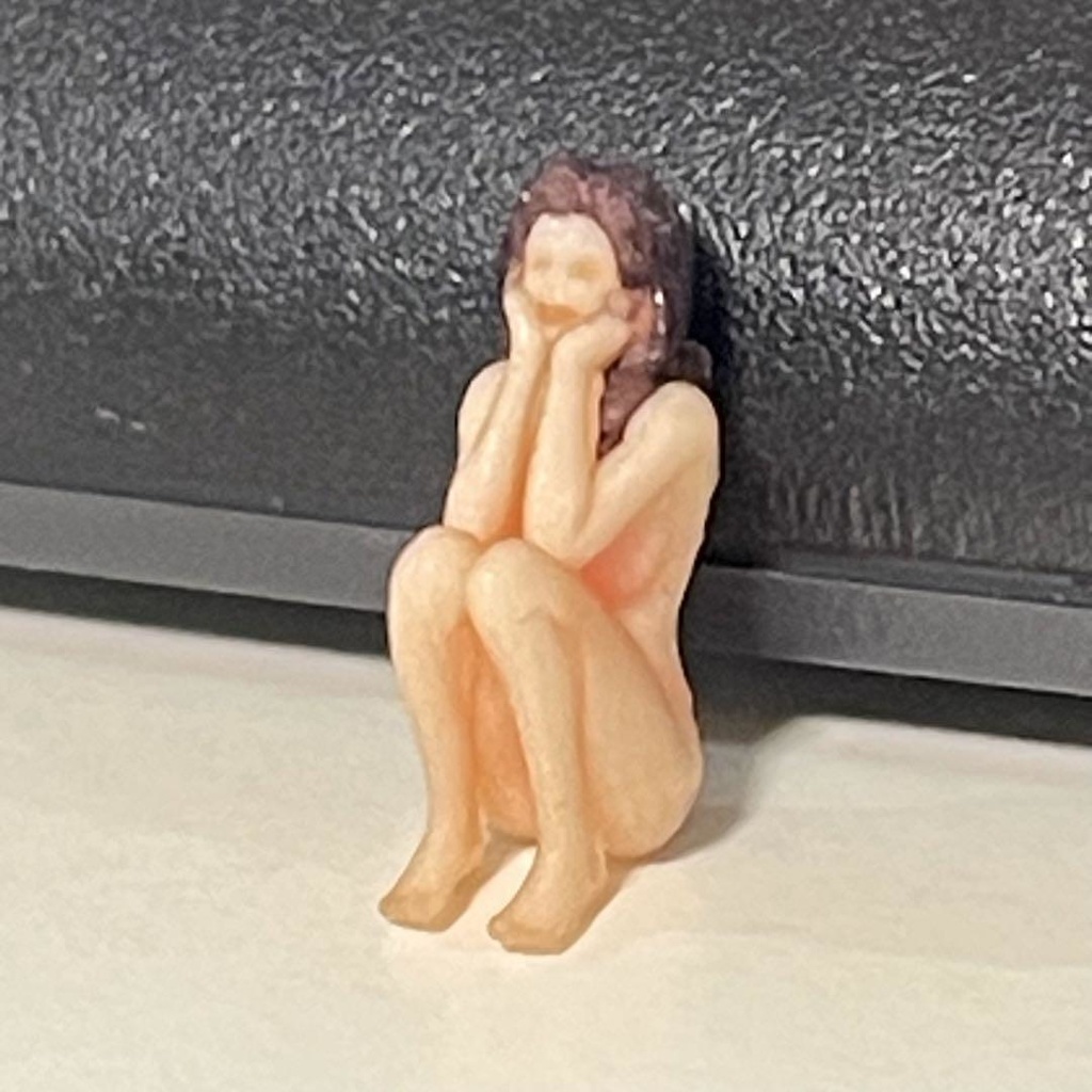 1/64 完成品 しゃがみ フィギュア リアルフィギュア ミニチュアイメージ 3Dフィギュア ミニカーに ジオラマに