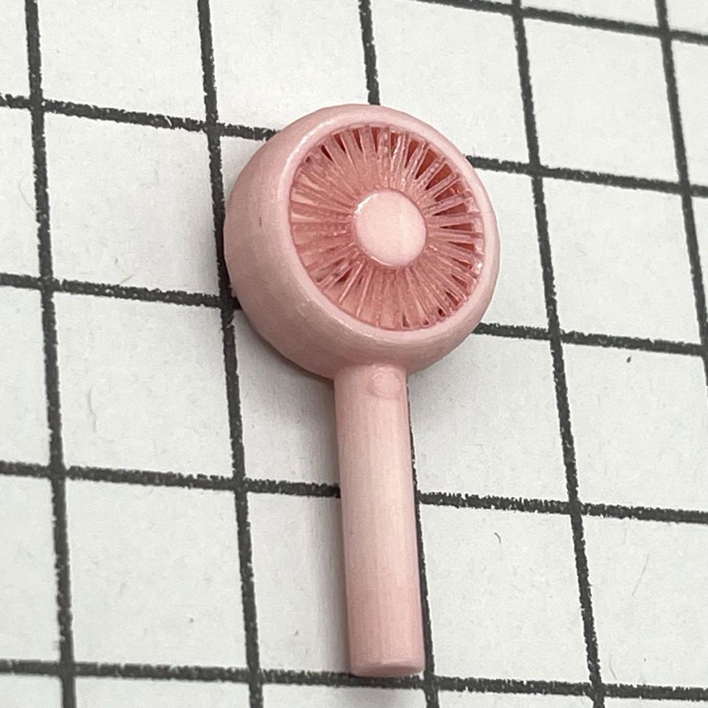 30mm ミニチュア ハンディファン ピンク リカちゃんに ブライスに シルバニアに 3D ドールハウスに