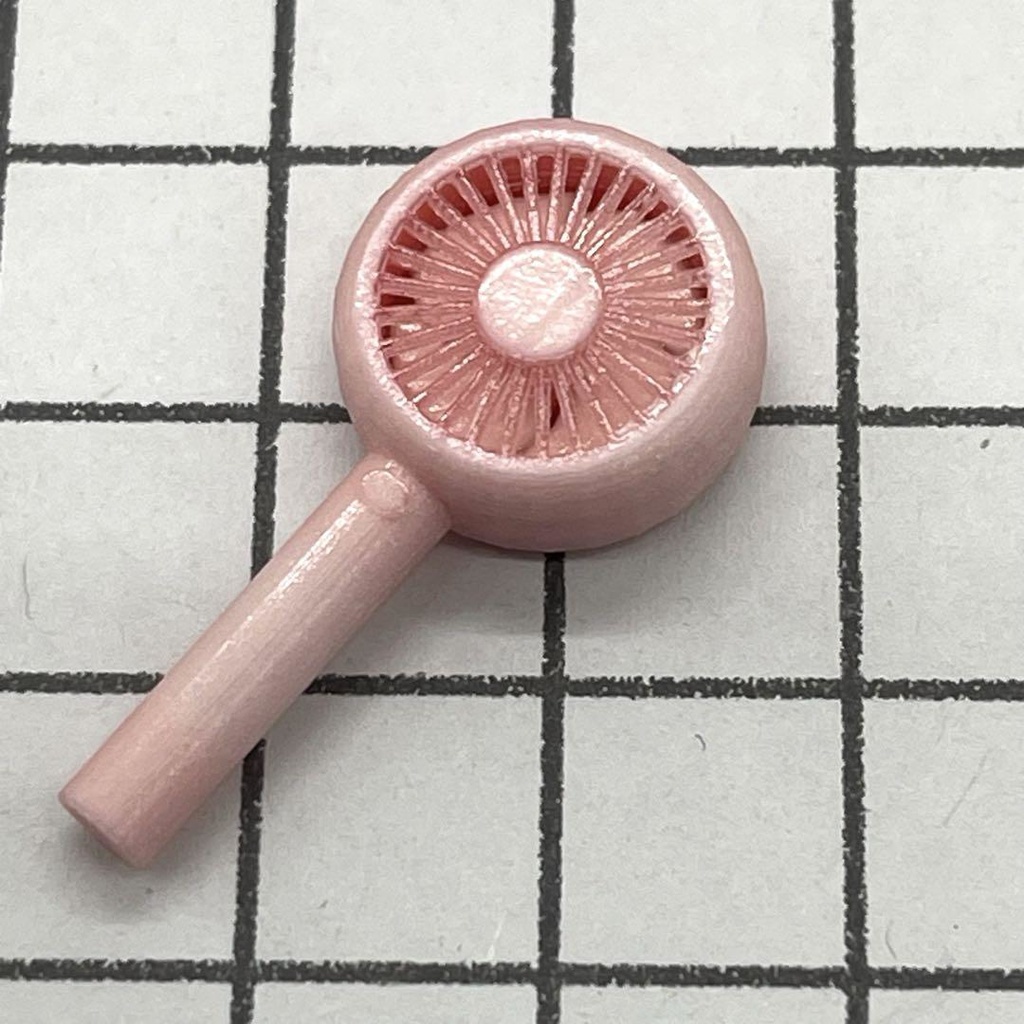 30mm ミニチュア ハンディファン ピンク リカちゃんに ブライスに シルバニアに 3D ドールハウスに