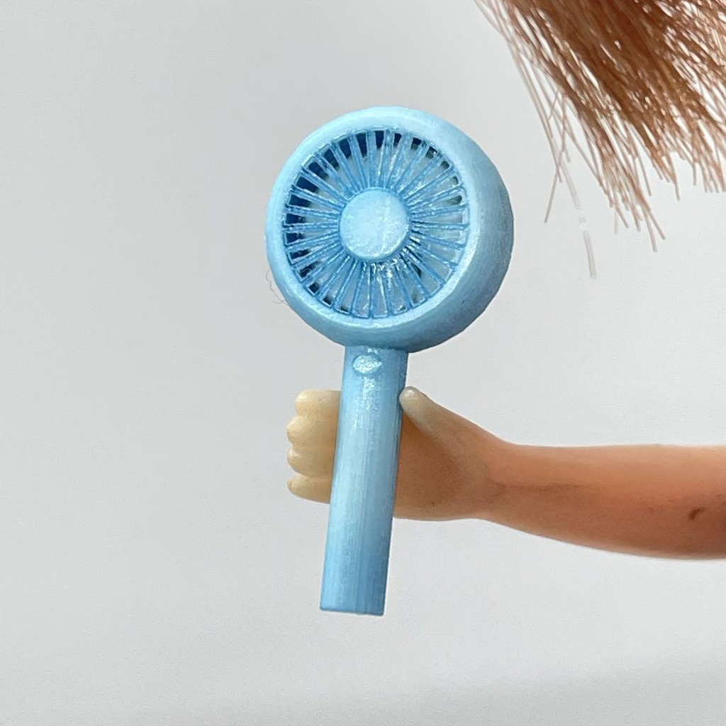 3㎝ ミニチュア ハンディファン 水色 リカちゃんに ブライスに ドールに 人形に ミニチュアイメージ 3Dプリンター