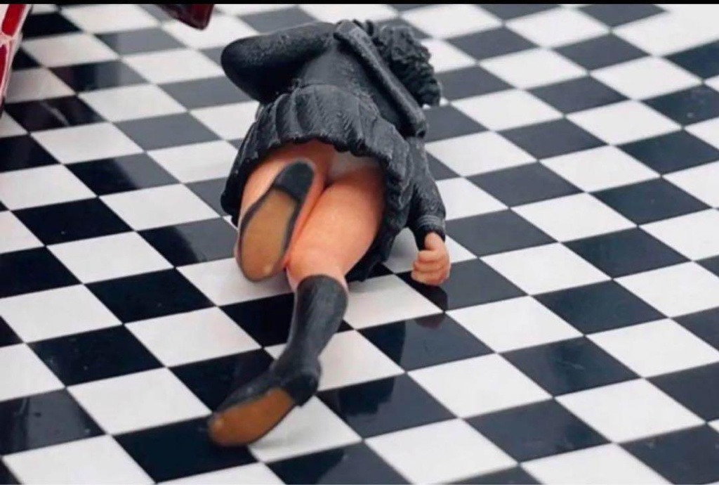 1/24 完成品 JK1 フィギュア 女子高生 リアルフィギュア ミニチュアイメージ 3Dフィギュア ミニカーに ドールハウスに