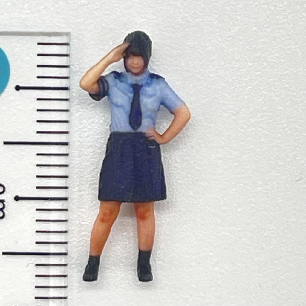 1/72 JKNK フィギュア 婦警 リアルフィギュア ミニチュアイメージ 完成品 ジオラマに ミニカーに 3D