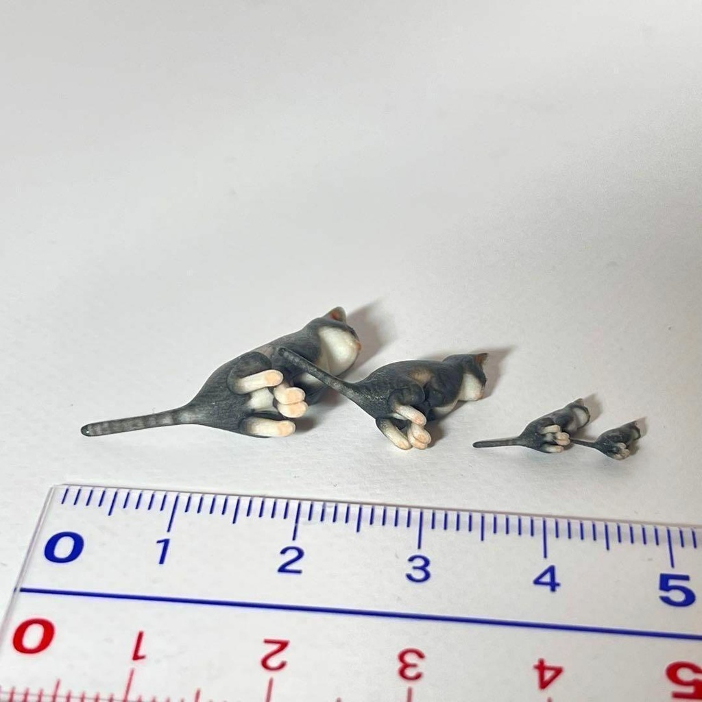 1/18 1/24 1/43 164 ミニチュア ネコ 猫 フィギュア ねこ ジオラマに ミニカーに ドールハウスに 3D ミニチュアイメージ