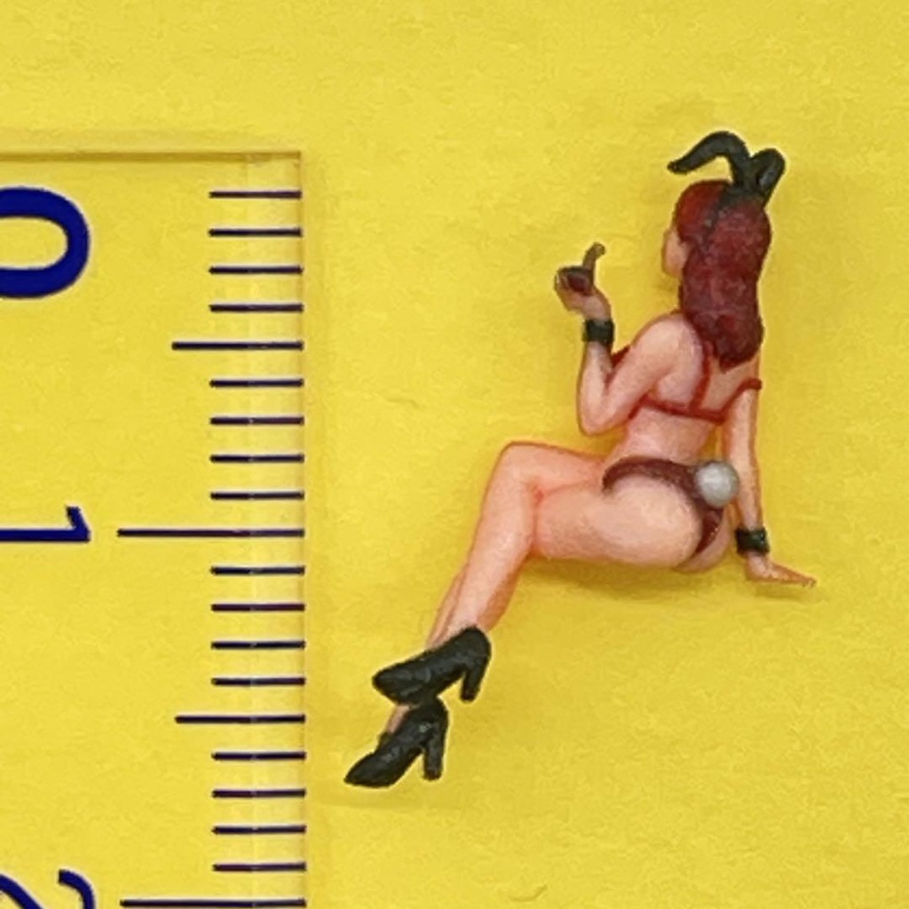 NEW HOゲージ 1/80 オーシャンコスモス OC-M0112 フィギュア リアルフィギュア バニーガール 完成品 鉄道模型 ジオラマ レイアウト ミニチュアイメージ