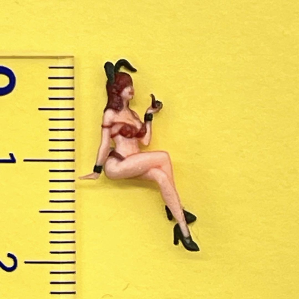 NEW HOゲージ 1/80 オーシャンコスモス OC-M0112 フィギュア リアルフィギュア バニーガール 完成品 鉄道模型 ジオラマ レイアウト ミニチュアイメージ