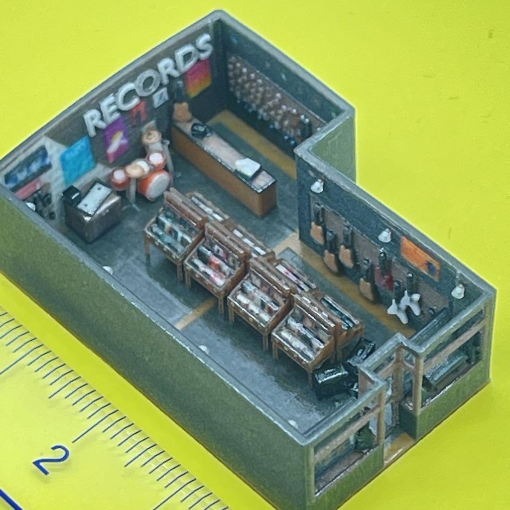 １/220 レコードショップ　ミニチュア　住宅模型　ジオラマ　完成品　ドールハウス　ミニチュアイメージ