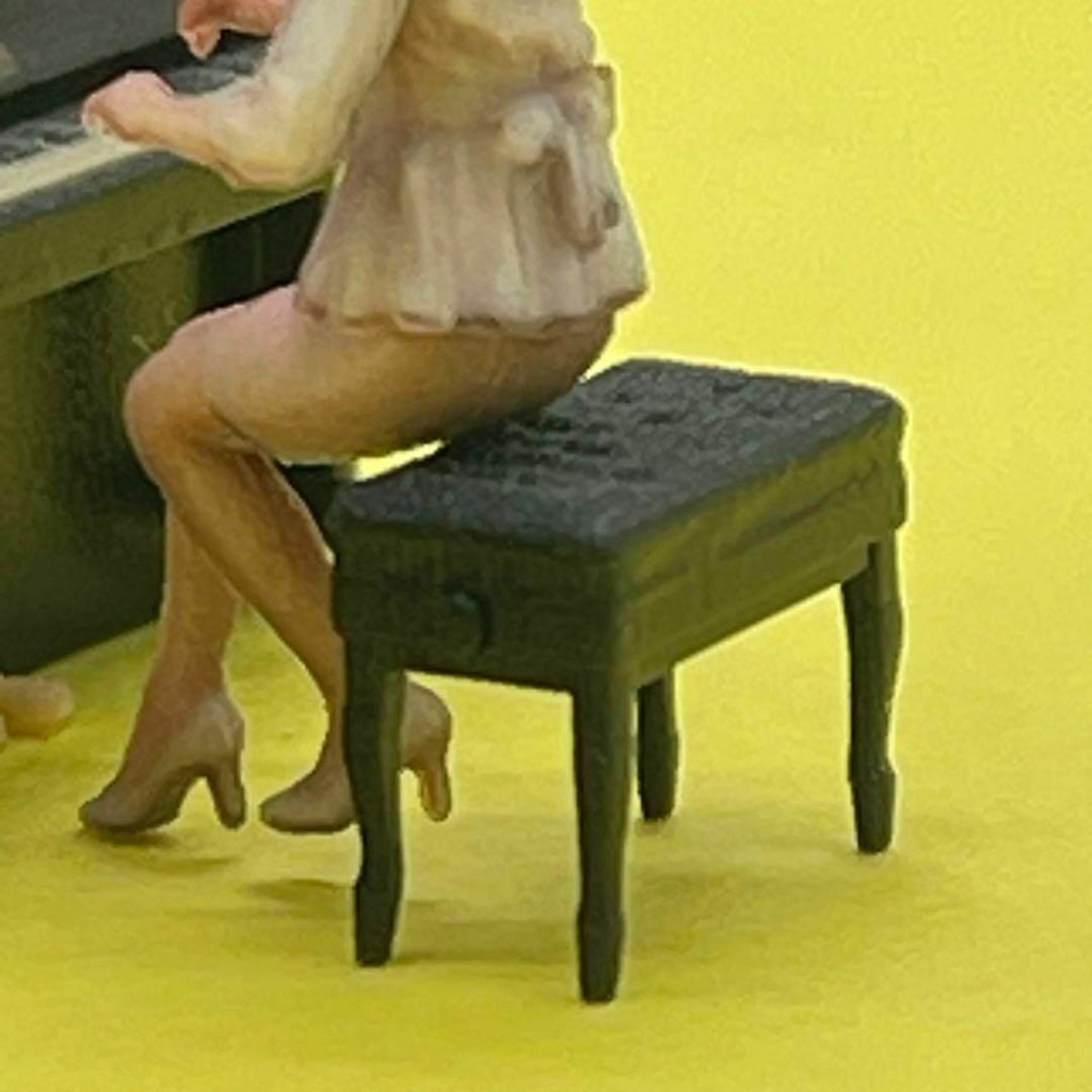 1/64 フィギュア+ピアノ+椅子 ミニチュア ジオラマ 住宅模型に ミニカーに ミニチュアイメージ 3D