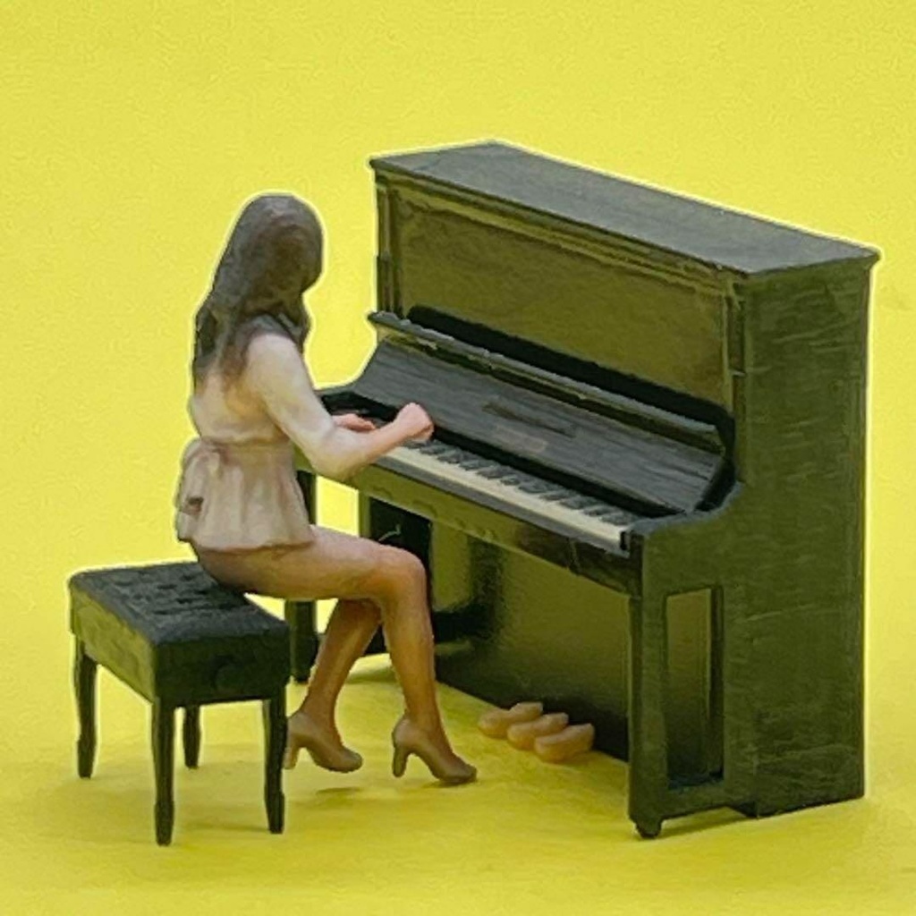 1/64 フィギュア+ピアノ+椅子 ミニチュア ジオラマ 住宅模型に ミニカーに ミニチュアイメージ 3D