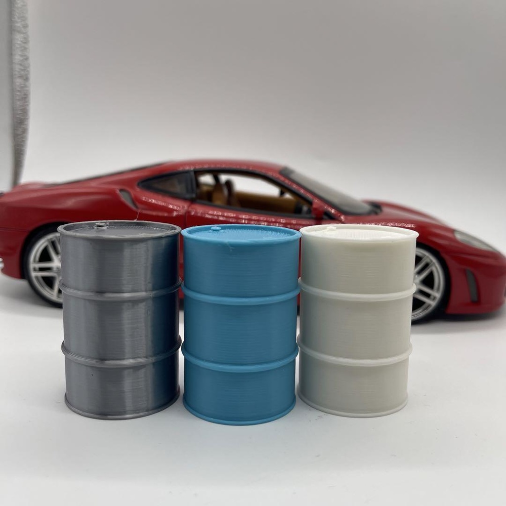 1/18 ドラム缶三個 ミニチュア 完成品 ドールハウスに ミニカーに ジオラマに ミニチュアイメージ