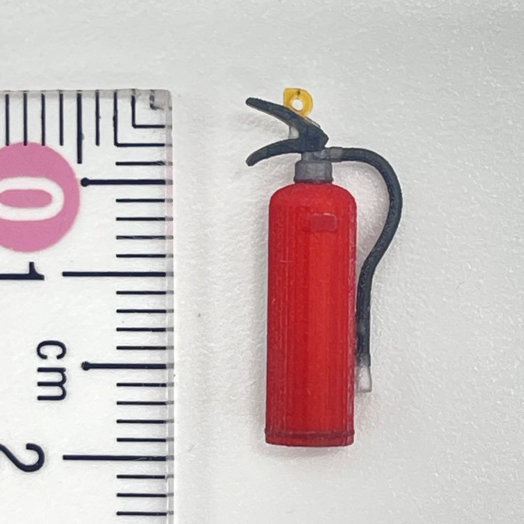 1/28 消火器 ミニチュア フィギュア ジオラマ ミニカーに ミニチュアイメージ 3Dプリンター 完成品