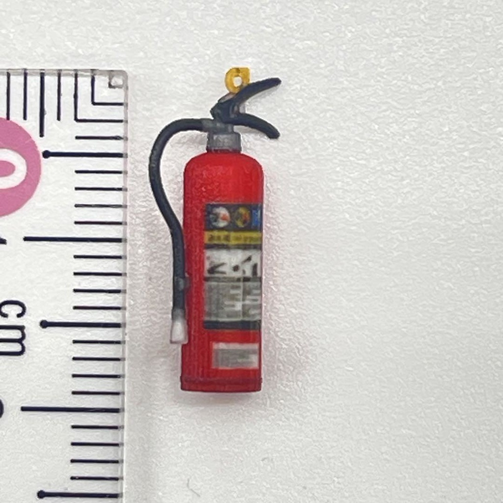 1/28 消火器 ミニチュア フィギュア ジオラマ ミニカーに ミニチュアイメージ 3Dプリンター 完成品