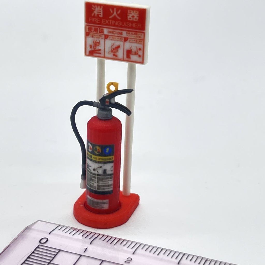 1/16 ミニチュア 消火器とスタンド ジオラマに 完成品 3D ミニカーに フィギュアに ミニチュアイメージ