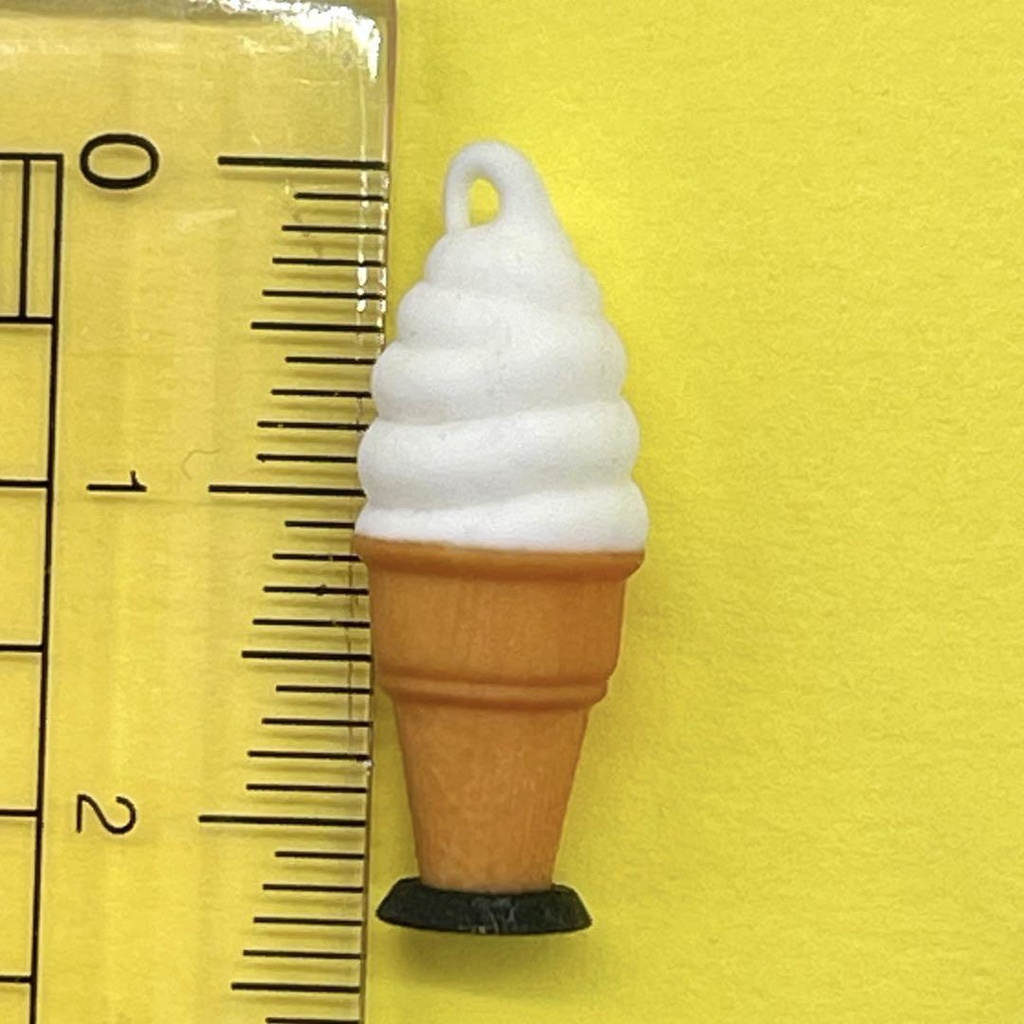 1/43 ソフトクリーム看板 ミニチュア フィギュア ミニカーに ジオラマに 3D 完成品 ミニチュアイメージ
