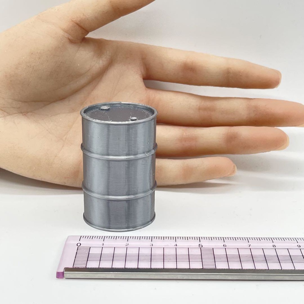 1/18 ミニチュア ドラム缶 シルバー ミニチュアイメージ ミニカーに ドールハウスに 完成品