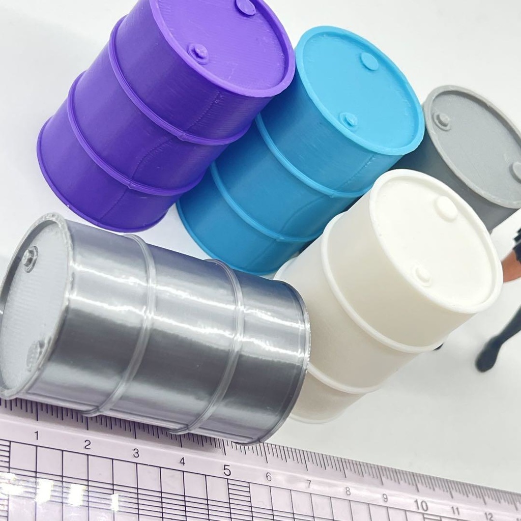 1/18 ミニチュア ドラム缶5個 ミニチュアイメージ 完成品 ドールハウスに ミニカーに ジオラマに 3D