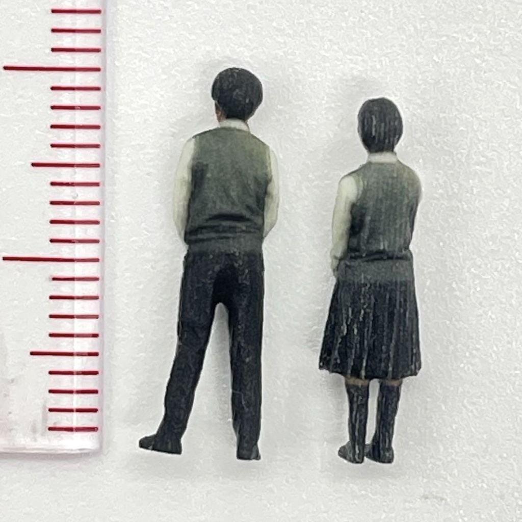 HOゲージ 1/80 高校生 フィギュア2体 完成品 リアルフィギュア 鉄道模型 ジオラマ ミニチュア ミニチュアイメージ