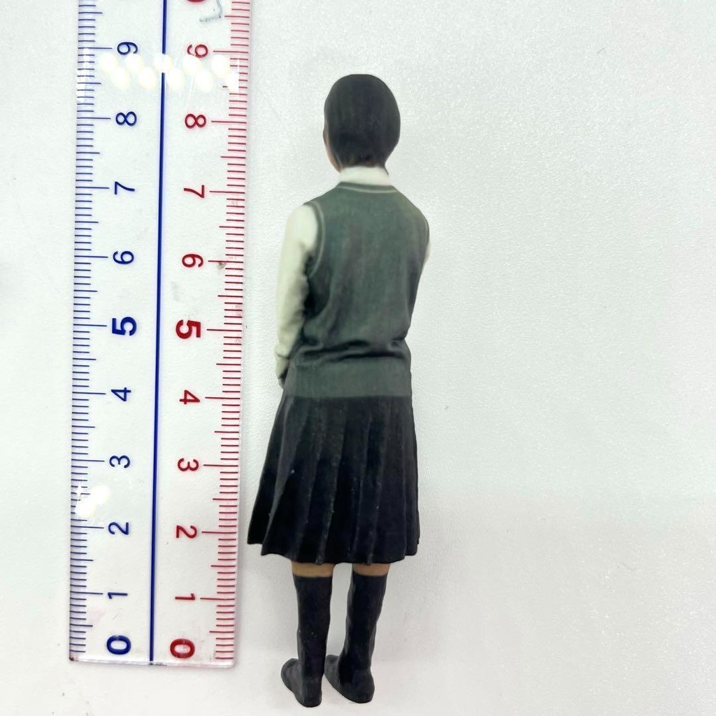 1/18 JHN-001 高校生 フィギュア リアルフィギュア 完成品 ドールハウスに ミニチュアイメージ 3Dフィギュア ミニカーに ジオラマに