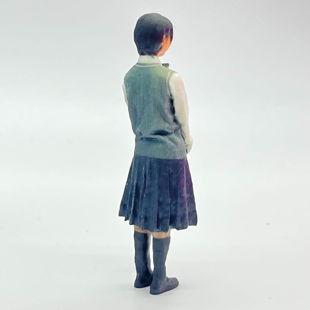 1/18 JHN-001 高校生 フィギュア リアルフィギュア 完成品 ドールハウスに ミニチュアイメージ 3Dフィギュア ミニカーに ジオラマに